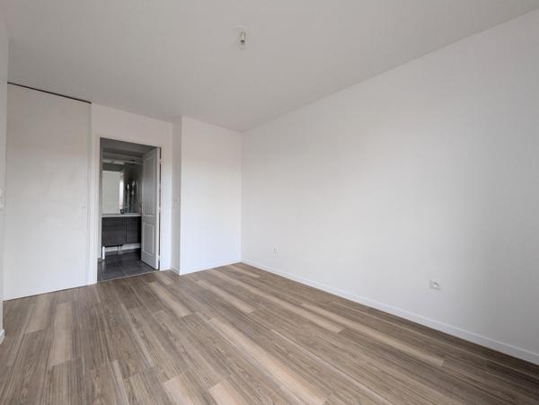 Superbe F4 avec balcon et parking FRANCONVILLE