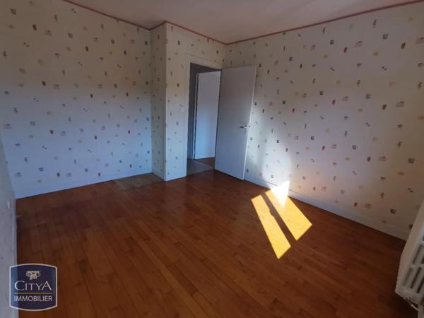 Appartement à louer 3 pièces 89.09m² Angoulême (16000)