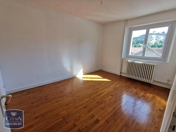 Appartement à louer 3 pièces 89.09m² Angoulême (16000)