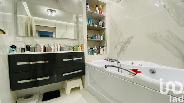 Appartement 3 pièces de 70 m² à Lormont (33310)