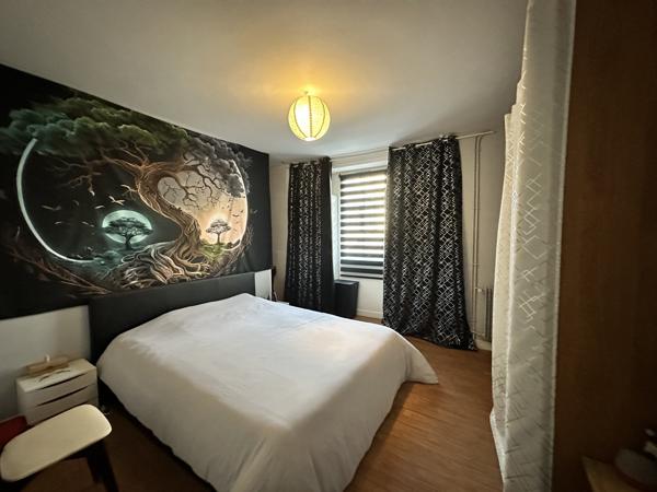 Maison
                                                                                                                                                                                                                                                                                                                        5 pièce(s)                                                                                                                                                                                                          3 chambre(s)                                                                                                                                                                                                          106.74  m²