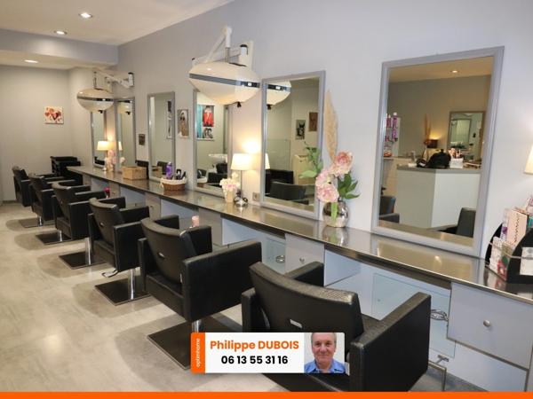 SALON DE COIFFURE A VENDRE A ROCHEFORT (17)