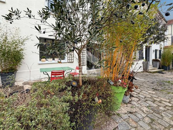 Maison de caractère en plein coeur de Montreuil