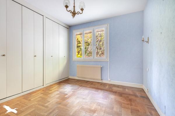 Immeuble à vendre |                                       Isle |                                            582 m²