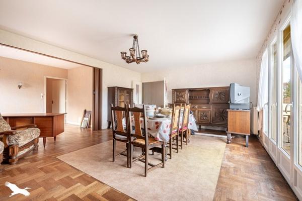 Immeuble à vendre |                                       Isle |                                            582 m²