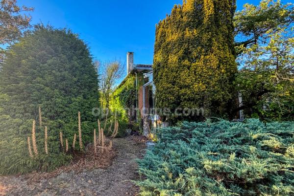 Propriété familiale 5 pièces au cœur d'un véritable parc de 2 158 m² - LA ROCHELLE (17)