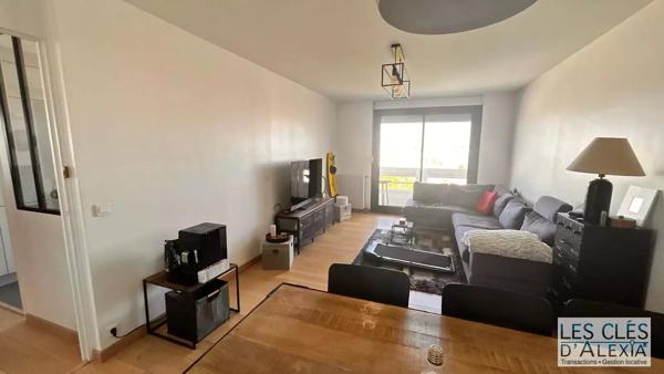 Vente immobilière : Appartement à Lyon 8ème  5 pièces 93.13 m² 460 000 €- LES CLÉS D'ALEXIA.