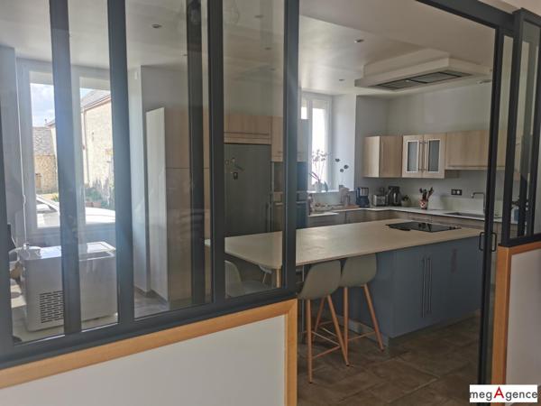 Maison à Mer, 41500 - 8 pièces 195m²