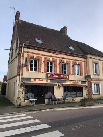 Immeuble centre village GLOS LA FERRIERE