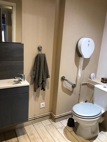 Immeuble centre village GLOS LA FERRIERE