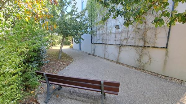 APT  T4 LIBRE TBE SECTEUR CAMPUS CHU