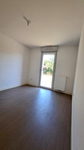 APT  T4 LIBRE TBE SECTEUR CAMPUS CHU