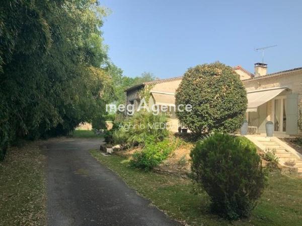 Maison à MEURSAC, 17120 - 7 pièces 190m²