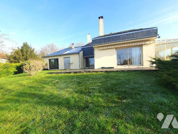 À vendre maison d'Architecte exceptionnelle d'environ 380 m² habitables, dans un cadre privilég...