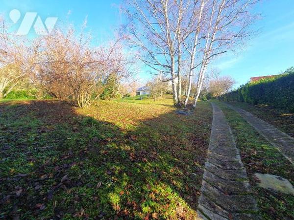 À vendre maison d'Architecte exceptionnelle d'environ 380 m² habitables, dans un cadre privilég...