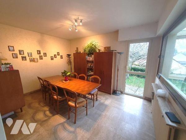 À vendre maison d'Architecte exceptionnelle d'environ 380 m² habitables, dans un cadre privilég...