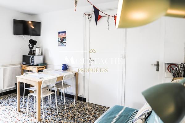 AGRÉABLE MAISON FAMILIALE AVEC APPARTEMENT - A 700m DE LA PLAGE -