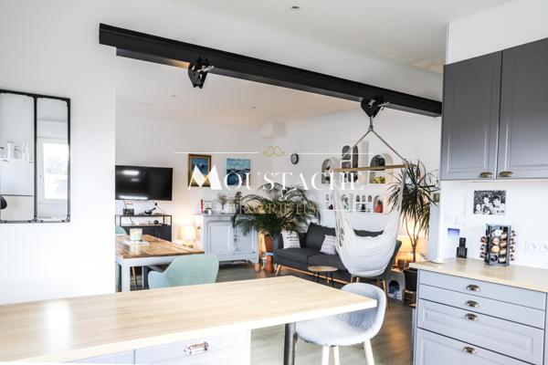 AGRÉABLE MAISON FAMILIALE AVEC APPARTEMENT - A 700m DE LA PLAGE -