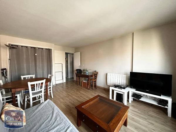 Appartement à louer 2 pièces 50m² Lille (59000)