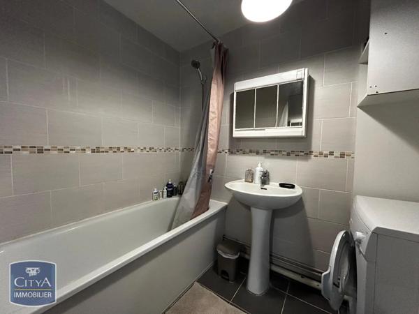 Appartement à louer 2 pièces 50m² Lille (59000)