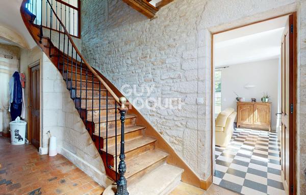 Ancien presbytère avec dépendances - Caen Nord