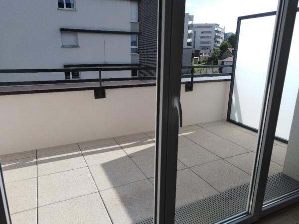 Beau T2 42m2 avec terrasse à Maromme