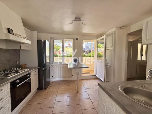 SAINT-ARNOULT, MAISON 3 PIÈCES AVEC JARDIN, GARAGE ET DÉPENDANCE