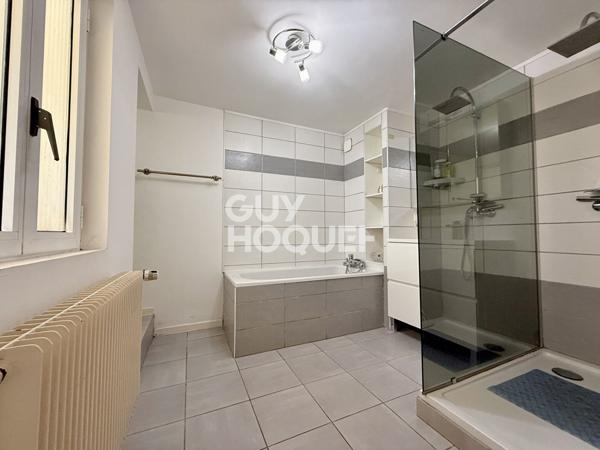 SAINT-ARNOULT, MAISON 3 PIÈCES AVEC JARDIN, GARAGE ET DÉPENDANCE