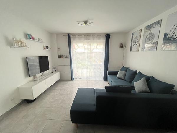 Maison Pontoise 3 pièce(s) 44.65 m² €250 000 ** - Référence 11081