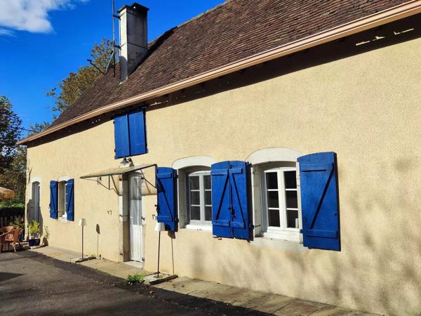 Belle maison du XIXe siècle proche du centre ville avec jardin et garage
