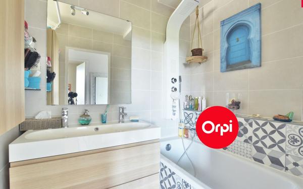 Appartement à vendre    4 pièces • 92 m2 Vénissieux