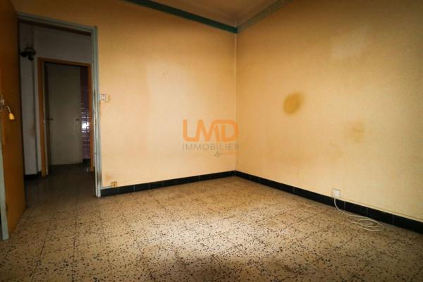 Appartement de 57 m² avec balcon, proche du centre-ville de Nîmes