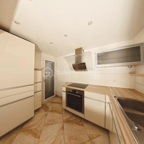 Immeuble commercial de 346 m²