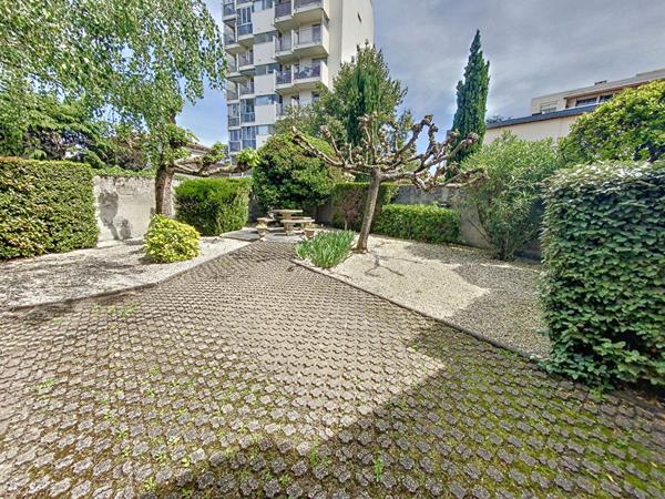 Location appartement Bordeaux : 1 700 € - AJP Immobilier Mérignac