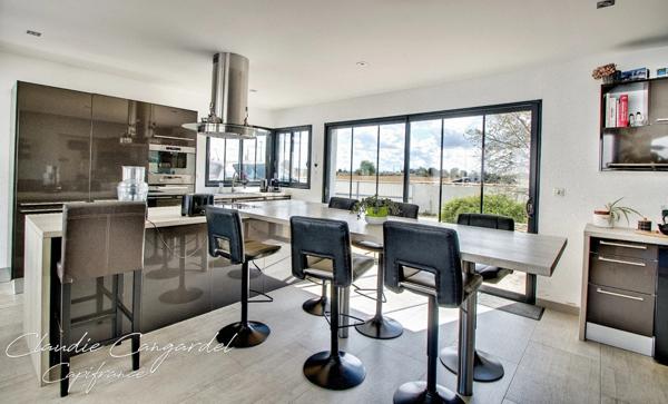 Maison à vendre 5 pièces LA JARNE (17)