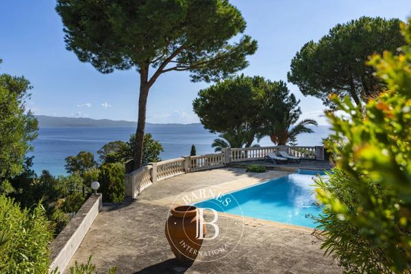 Ajaccio, Villa 5 Chambres -  398 m² à vendre