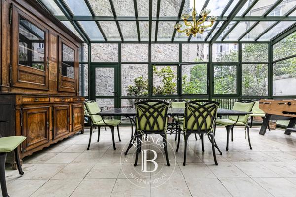 Paris 16ème, Maison de ville 6 Chambres -  301 m² à vendre