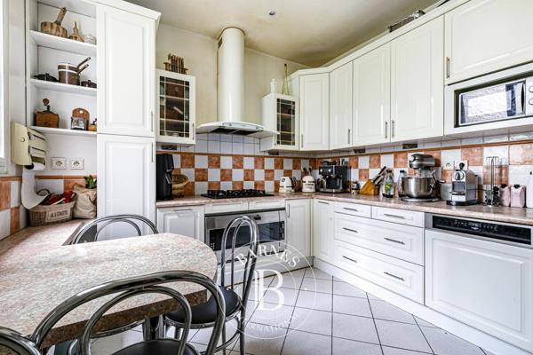 Paris 16ème, Maison de ville 6 Chambres -  301 m² à vendre