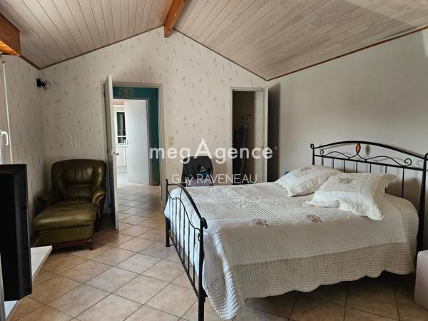 Maison à THOUARS, 79100 - 6 pièces 130m²