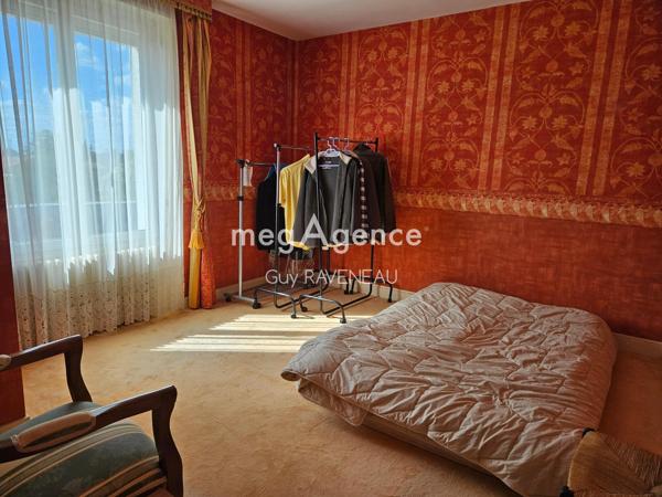 Maison à THOUARS, 79100 - 6 pièces 130m²