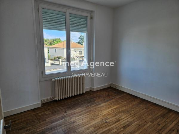 Maison à THOUARS, 79100 - 6 pièces 130m²
