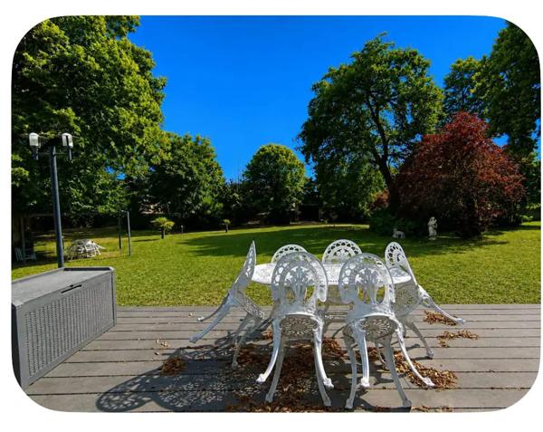 Maison
         6 pièces
        - 155 m² 399 000 € *