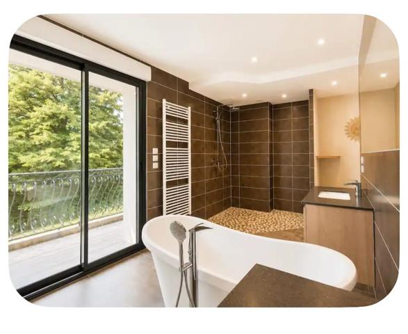 Maison
         6 pièces
        - 155 m² 399 000 € *