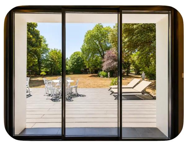 Maison
         6 pièces
        - 155 m² 399 000 € *