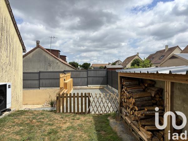 Maison 7 pièces de 160 m² à Étival-lès-le-Mans (72700)