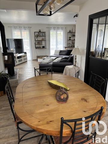 Maison 7 pièces de 160 m² à Étival-lès-le-Mans (72700)