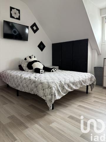 Maison 7 pièces de 160 m² à Étival-lès-le-Mans (72700)