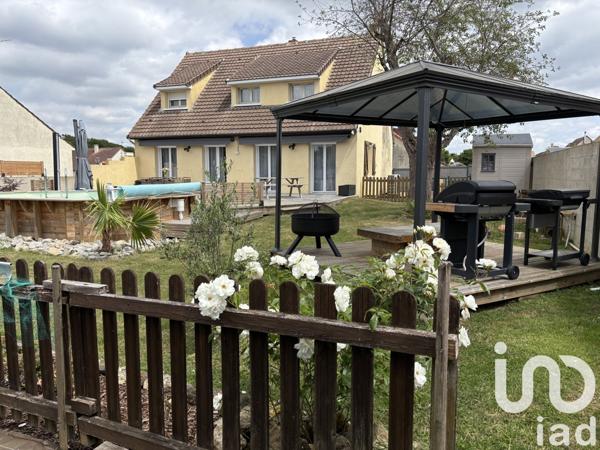 Maison 7 pièces de 160 m² à Étival-lès-le-Mans (72700)