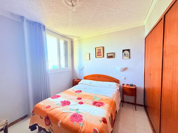 Bastia (20200) T4 80 m2 à rénover dernier étage - Idéal investissement locatif