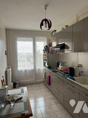 Appartement à Vendre à Troyes (10000) en Aube (10)

Nous vous proposons cet appartement de 49...